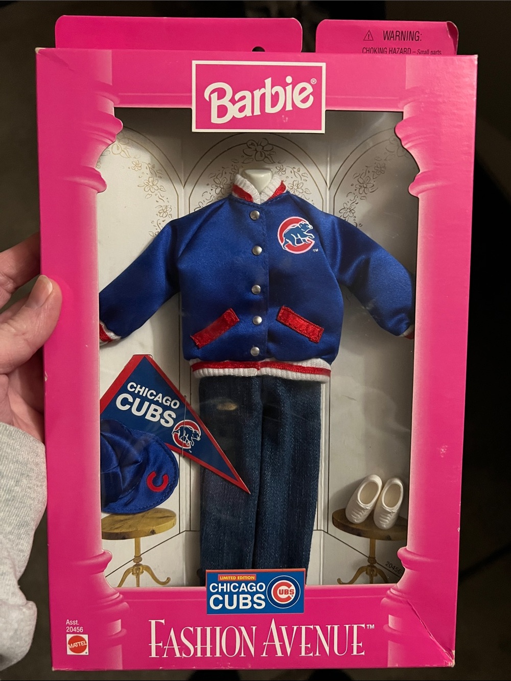 Mattel Barbie Limited Edition Chicago Cubs Fashion Avenue Outfit Set 1998